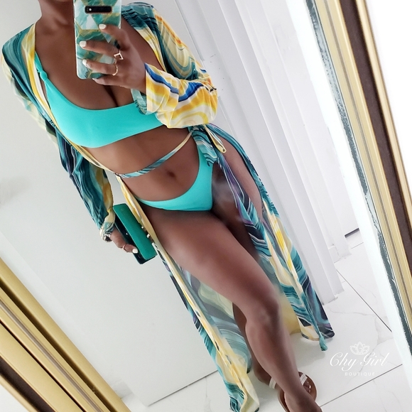 Fiji - Beach Cover Up - Picture 1 of 8